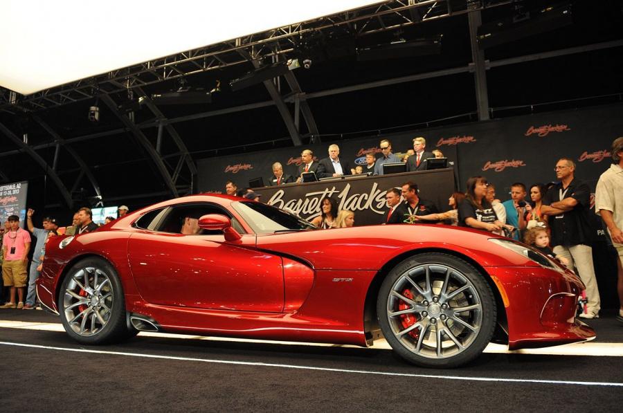  Dodge Viper SRT GTS 2013 года  (фото 28 из 42)